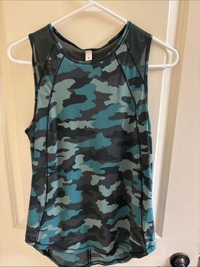 Lululemon Teal & Black Camo Athletic Tank Top